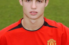 重返赛场首场状态出色，快船观众沸腾！，C罗重返赛场再创辉煌时刻的简单介绍